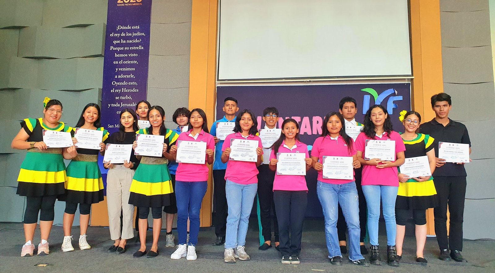 CEREMONIA DE ENTREGA DE CERTIFICADOS A VOLUNTARIOS - Imagen 13