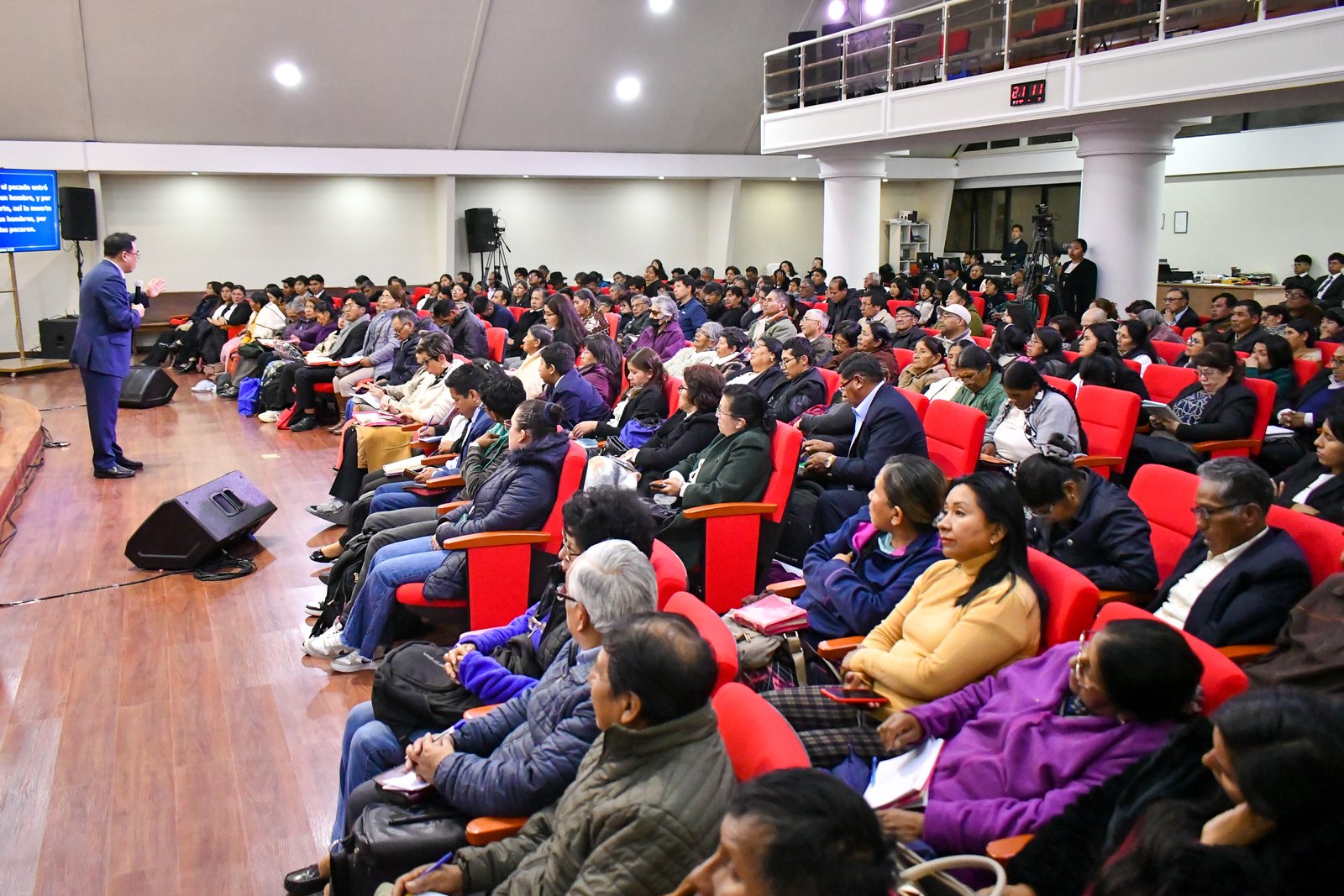 VISITA DEL PASTOR CHOON KWON KIM - Imagen 13